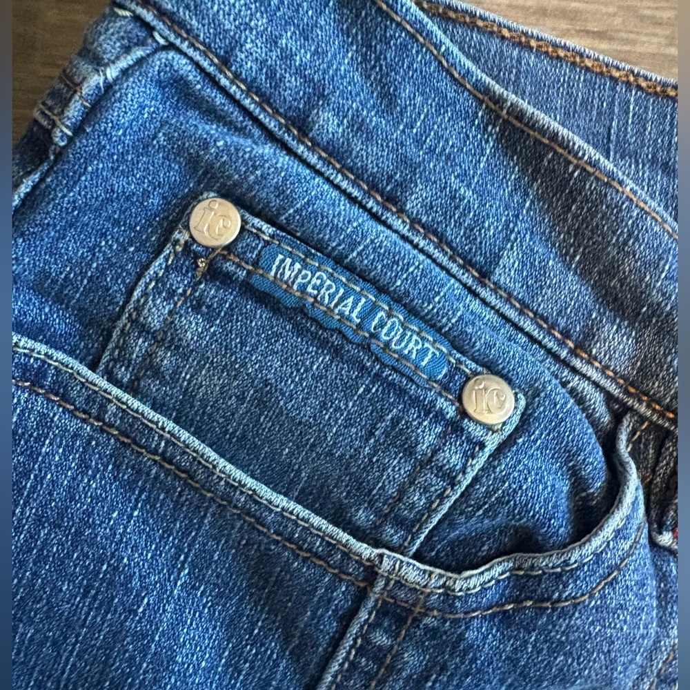 Y2K Mid Rise Flare Jeans - Picture 4 of 9